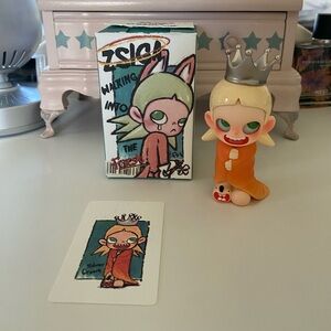 Pop Mart Zsiga Silver Crown Figurine